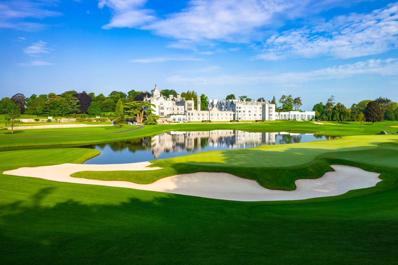 The Best Golf Bag for 2025: Silent, Spacious, and Perfectly Organized